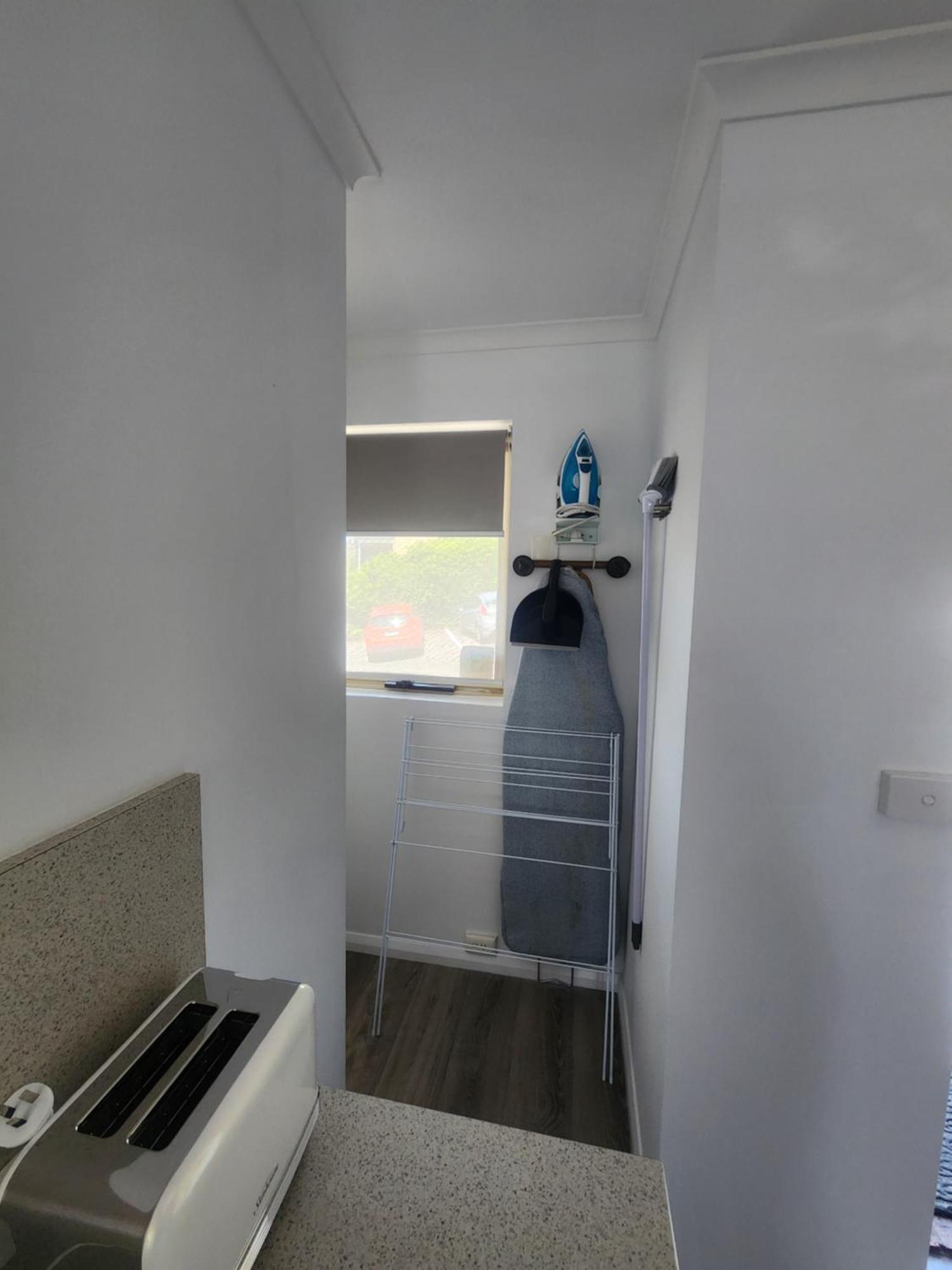 لونسيستون Elphin Serviced Apartments الغرفة الصورة