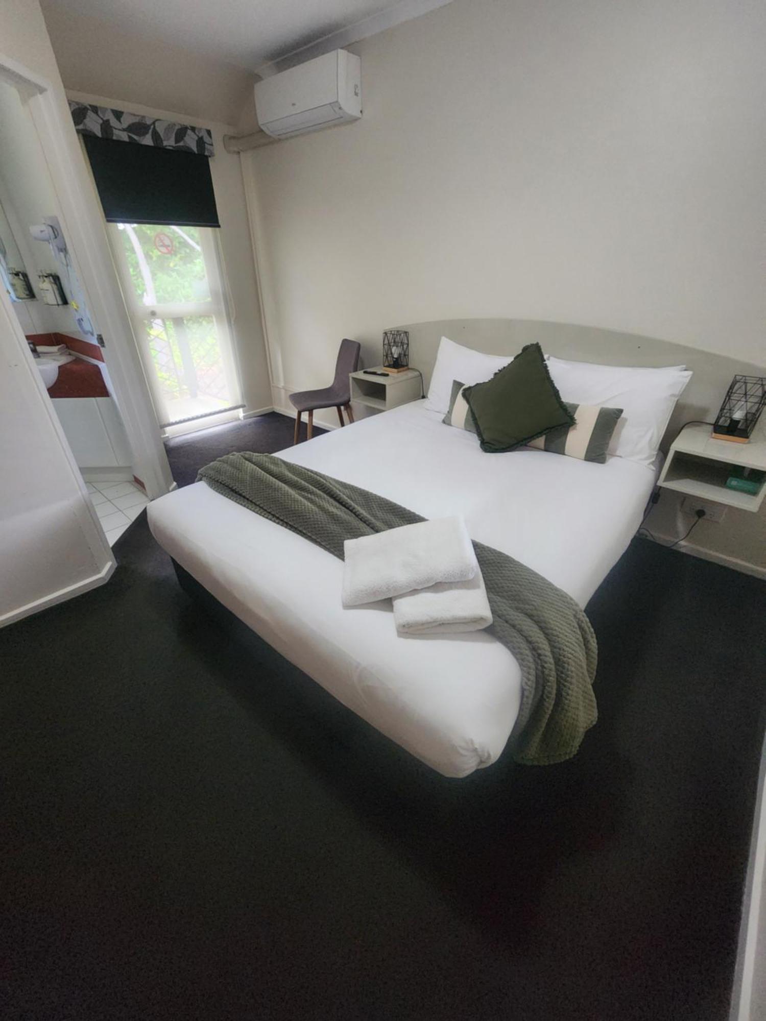 لونسيستون Elphin Serviced Apartments الغرفة الصورة