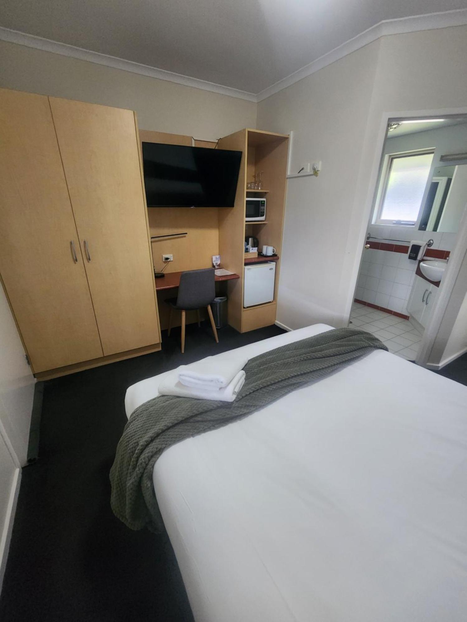 لونسيستون Elphin Serviced Apartments الغرفة الصورة