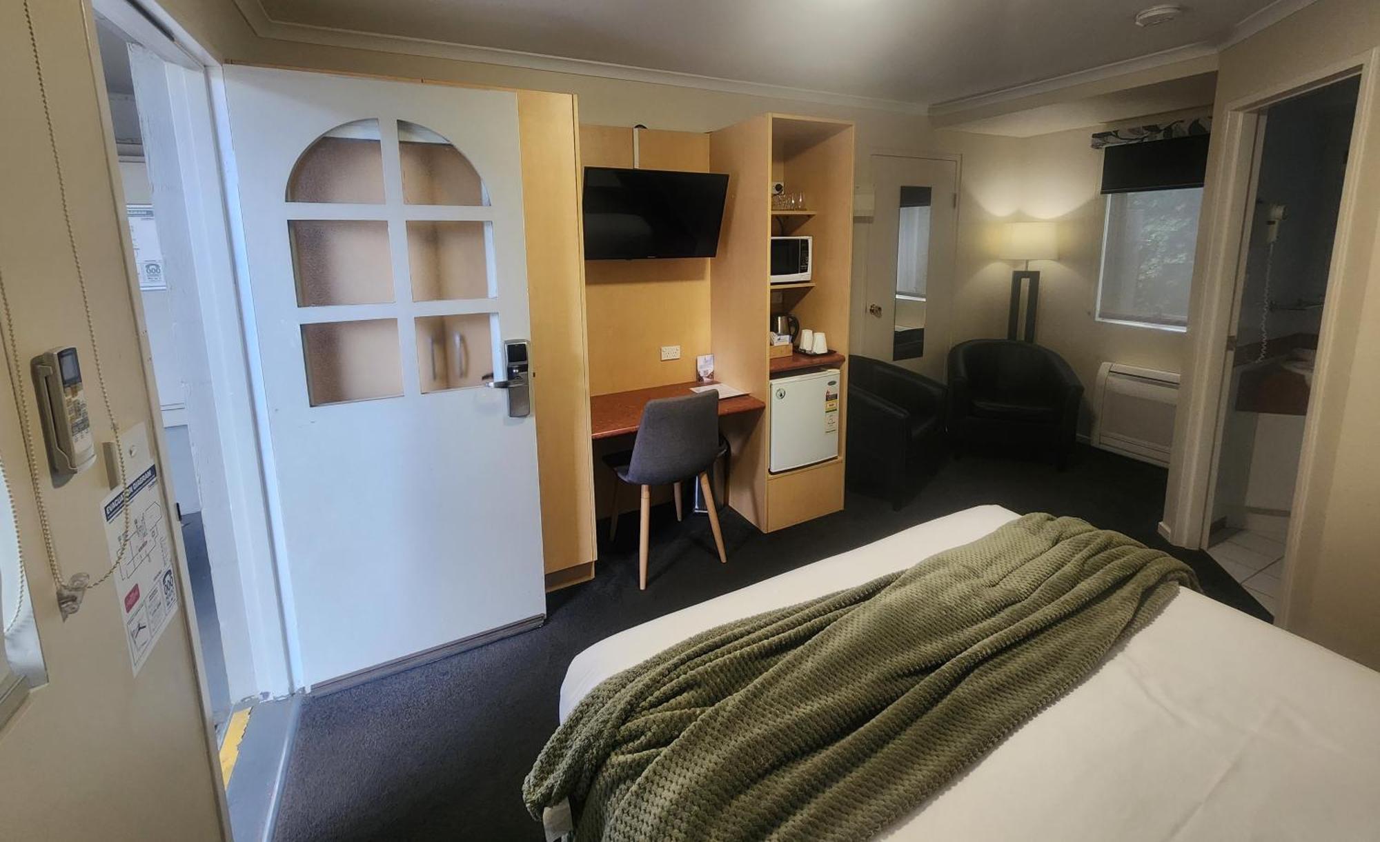 لونسيستون Elphin Serviced Apartments الغرفة الصورة